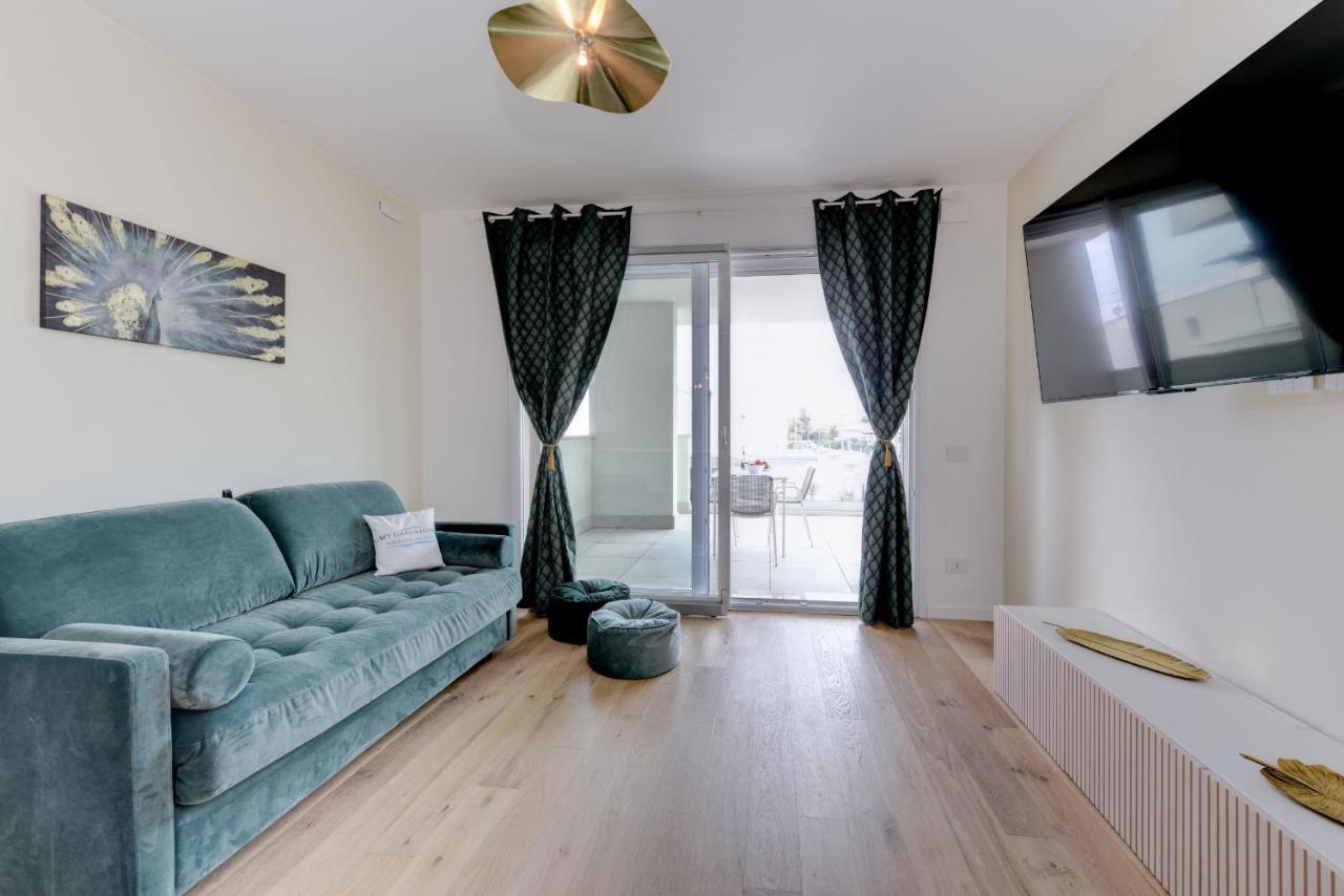 Opalia Residence - Garda Lake Lifestyle Apartment بسكييرا ديل غاردا المظهر الخارجي الصورة