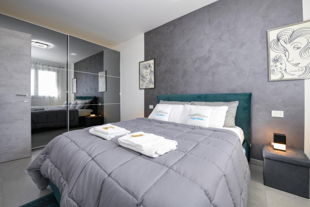 Opalia Residence - Garda Lake Lifestyle Apartment بسكييرا ديل غاردا المظهر الخارجي الصورة
