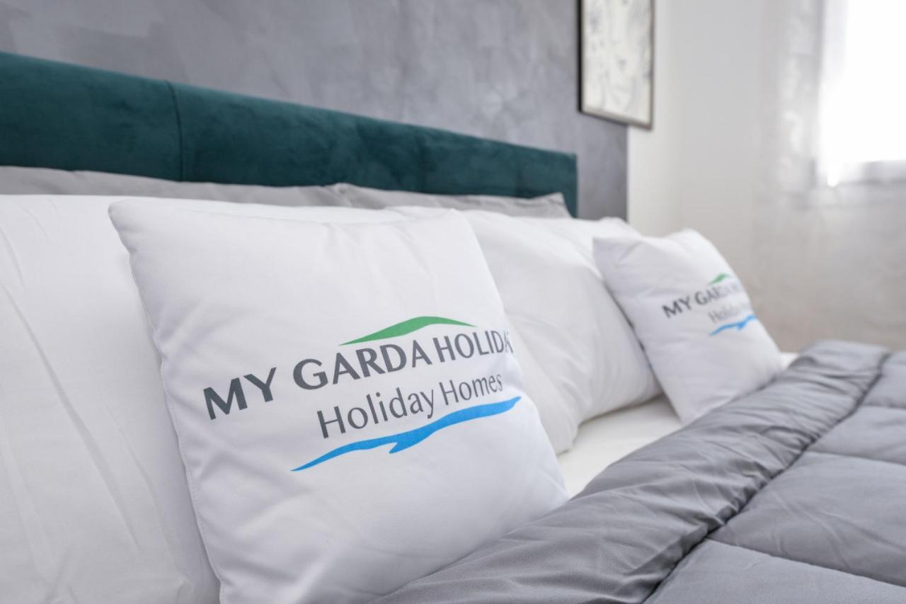Opalia Residence - Garda Lake Lifestyle Apartment بسكييرا ديل غاردا المظهر الخارجي الصورة