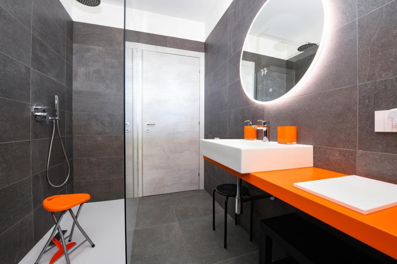 Opalia Residence - Garda Lake Lifestyle Apartment بسكييرا ديل غاردا المظهر الخارجي الصورة